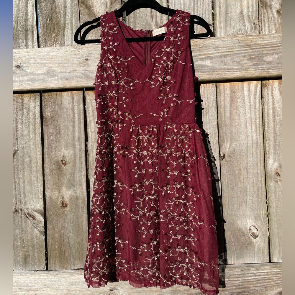 Altar'd State Burgundy Floral Gold Threaded Midi Dress Size S